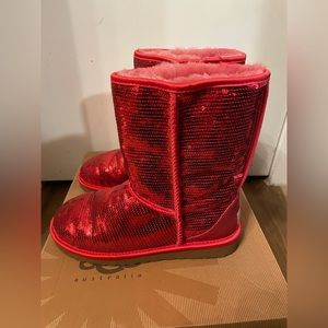 Red Sequin Ugg Short Boots Size 8